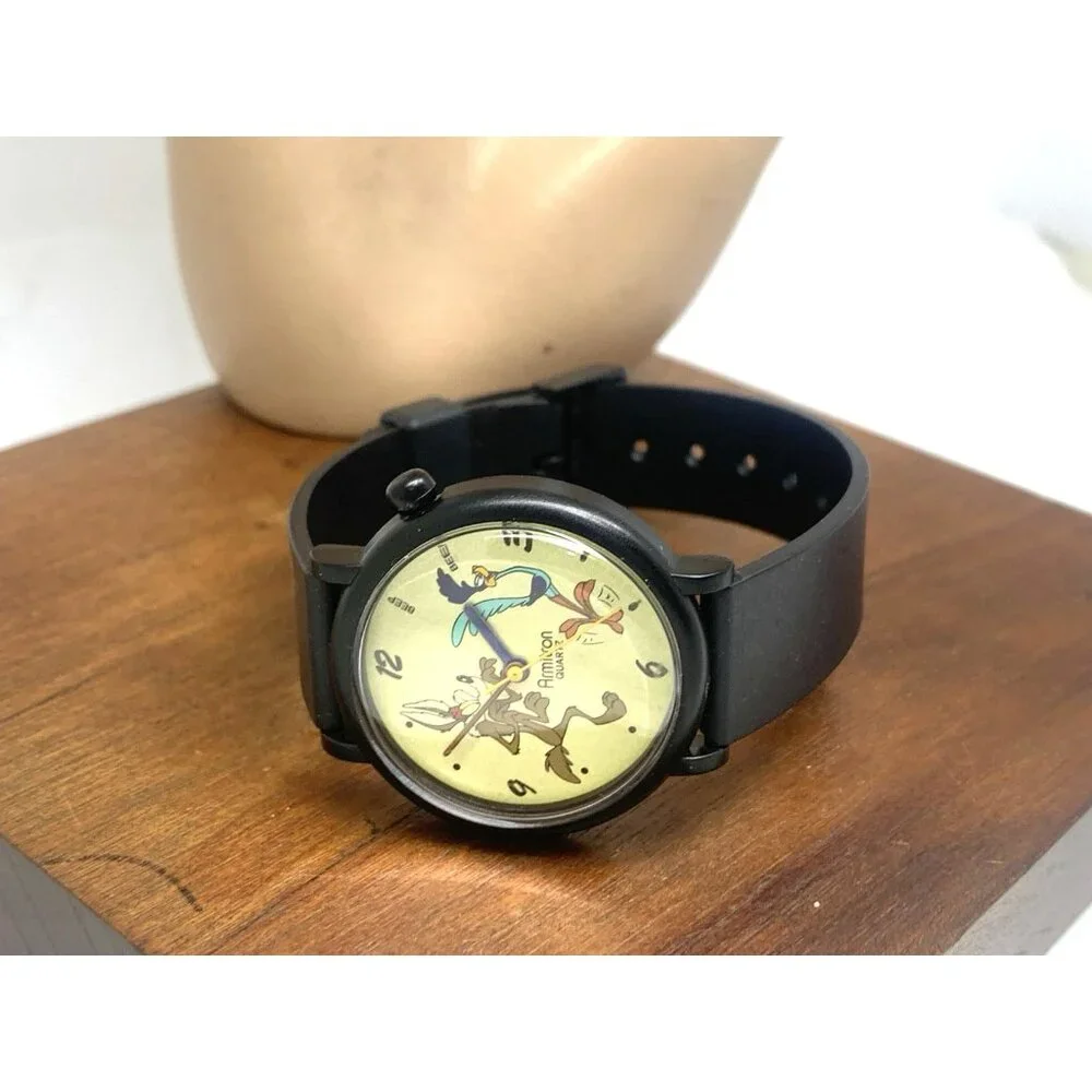 Armitron Women's Watch 2200/61 Looney Tunes Will E. Coyote & Roadrunner Vintage